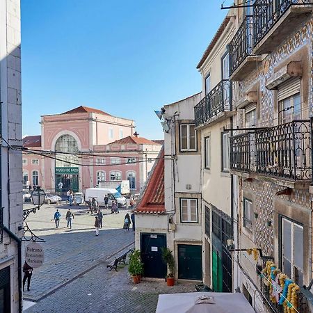 Charming Apartment In Alfama Lisboa Εξωτερικό φωτογραφία